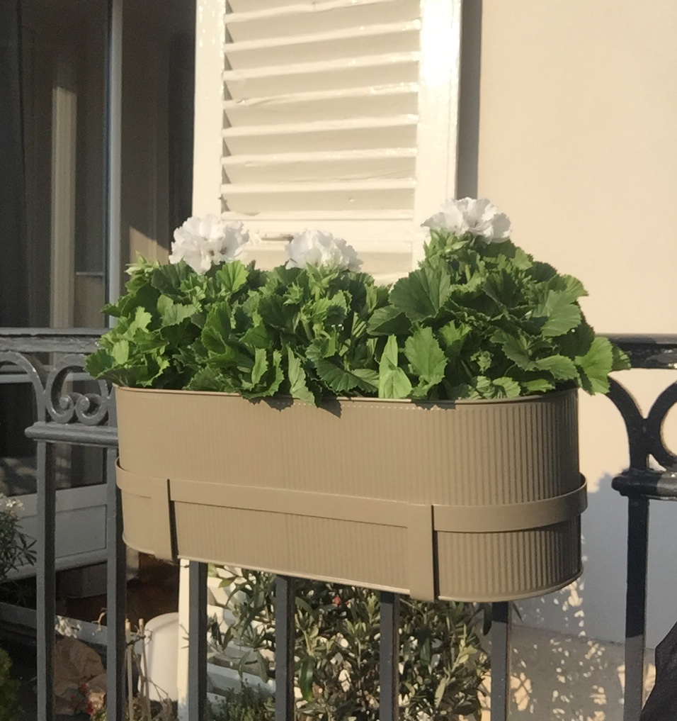 Balconnière Iconic grise par Mon Balcon Parisien